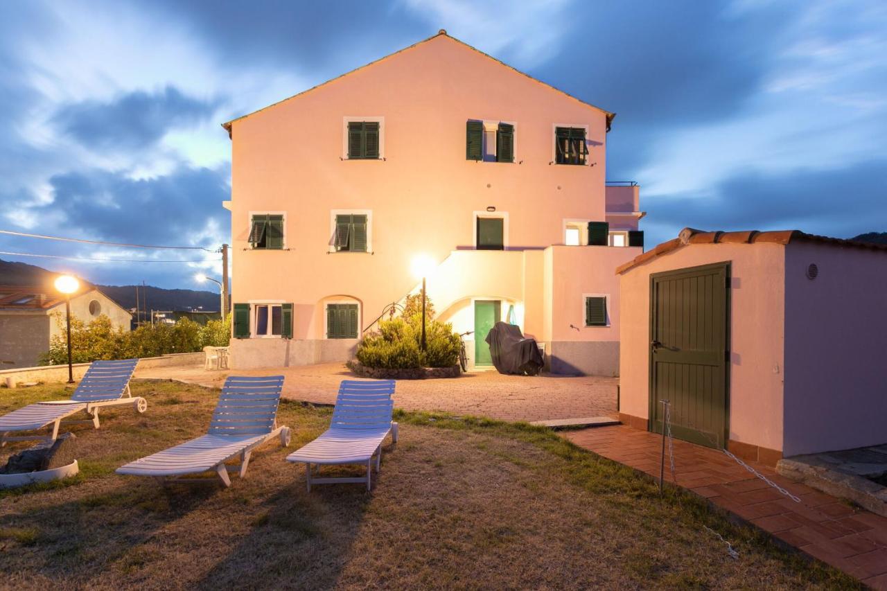 Villa Zafferano Suites Celle Ligure Buitenkant foto
